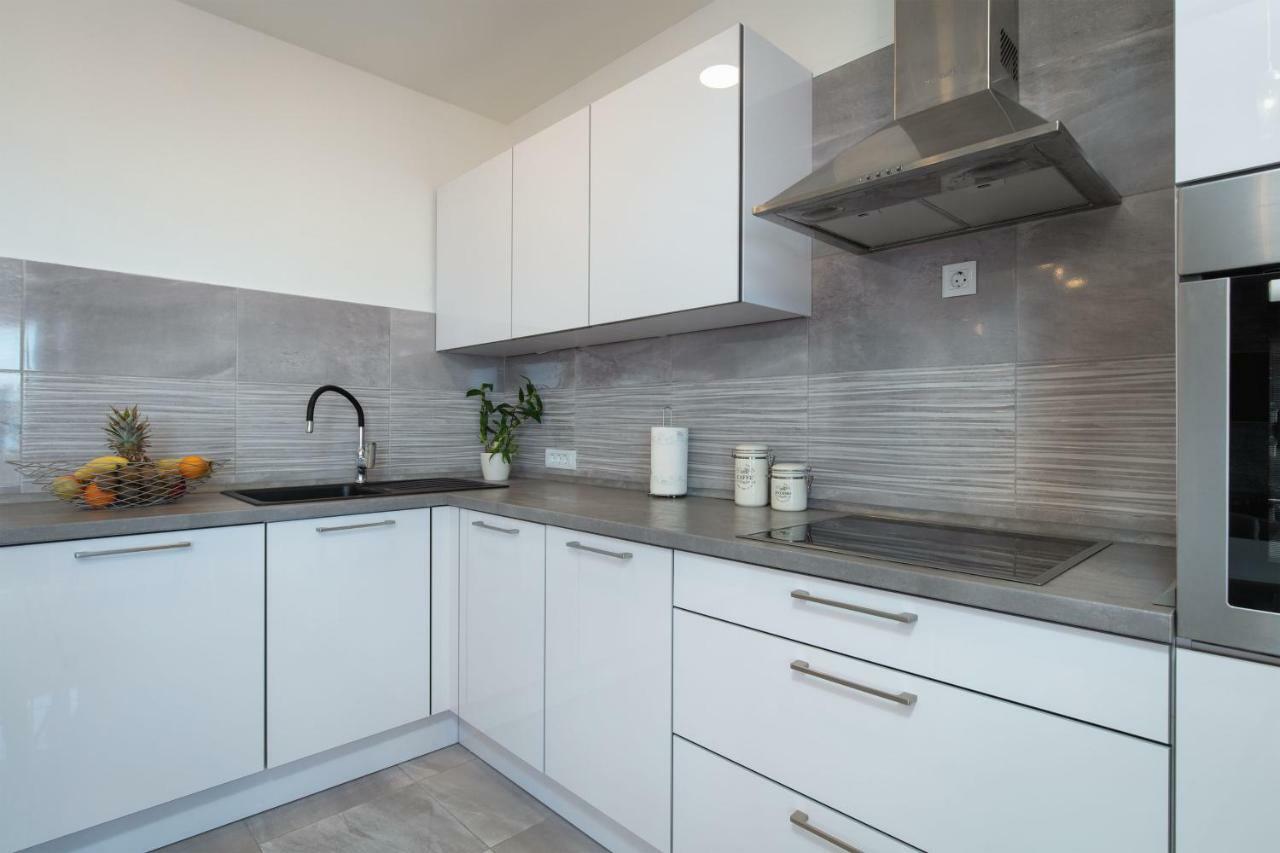 Luxury Apartment Nora Podstrana Eksteriør bilde